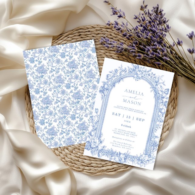 Elegante French Dusty Vintag Arch Wedding Einladung (Elegant French Blue Toile Arched Wedding Invitation front and back)