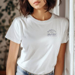 Elegante Frische Pasta machen T-Shirt<br><div class="desc">Komfortabel, klassisch und mühelos cool - dieses weiße Sweatshirt verfügt über ein raffiniertes "Bach Club"-Wappen, das sich perfekt für ein Country Club-Bachelorette Wochenende eignet. Ideal für Reisetage, Swimmingpool oder kühle Morgenstunden mit Mimosas. Vollständig editierbar - Personalisieren Sie den Namen, das Datum oder die Formulierung, um es zu Ihrem eigenen zu...</div>