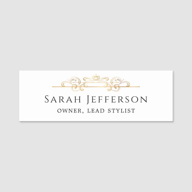 Elegante Gold Foil Wirbel Klassischer Weißer Mitar Namensschild (Vorderseite)