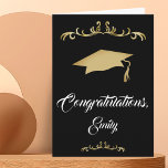 Elegante Gold Ornament Herzlichen Glückwunsch Absc Karte<br><div class="desc">Elegante Golden Gratulationen Graduate Abschluss Card. Abschluss-Karte mit Graduierungsmütze,  trendige Schrift und Goldverzierungen. Herzlichen Glückwunsch und der Name des Absolventen auf der Vorderseite - personalisieren Sie mit Ihrem Namen. Personalisieren Sie den Text in der Karte oder löschen Sie ihn.</div>