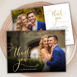 Elegante Gold Script 2 Foto Wedding Dankeschön Kar Dankeskarte<br><div class="desc">Elegante Chic Modern Boho Gold Kalligraphie Script Wedding 2 Foto Danke Karte. Stilvolle Hochzeit danke Ihnen Vorlage mit einem vollen vertikalen Foto auf der Vorderseite mit dem Text "Danke" in einer skurrilen Wirblen Hand Schrift Schriftzug Swash Schwanz Schriftart Overlay auf dem Bild und eine Rückseite ein (1) Foto und vorgefertigte...</div>