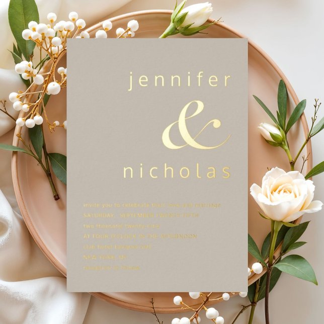 Elegante Gold Taupe Beige Ampere und Hochzeit Folieneinladung (Elegant Gold Taupe Beige Ampersand Wedding Foil Invitation)