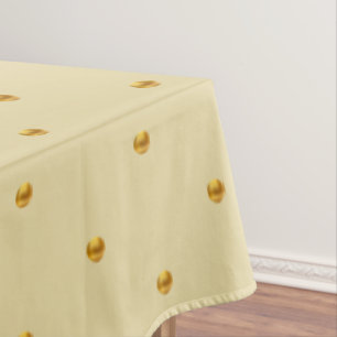 Elegante goldene Tupfen auf Champagner-Beige Tischdecke