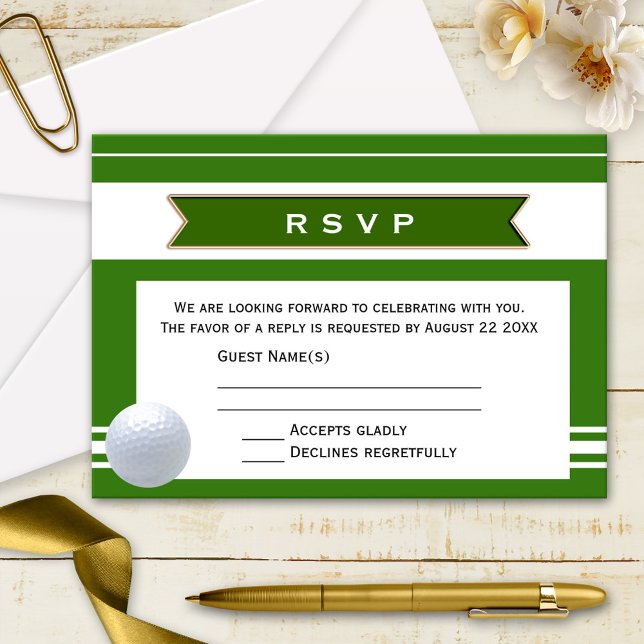 Elegante Golf Theme UAWG Wedding Einladungskarte (Wedding RSVP invitation with a golf theme in simple green and white with a golf ball)