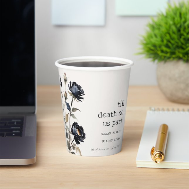Elegante Gotische Dunkle Wasserfarbe Schwarze Rose Pappbecher (InSitu)
