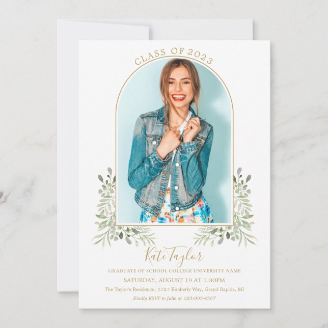 Elegante Greenery Gold Arch Foto Graduation Party Einladung (Vorderseite)
