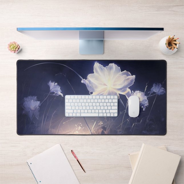 Elegante grüne Blätter auf weichem Beige Hintergru Schreibtischunterlage (Büro 1)