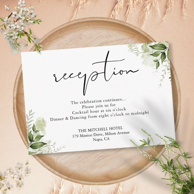 Elegante Grüne Blumenschrift Hochzeitsempfang Begleitkarte (Elegant Greenery Floral Script Wedding Reception Enclosure Card)