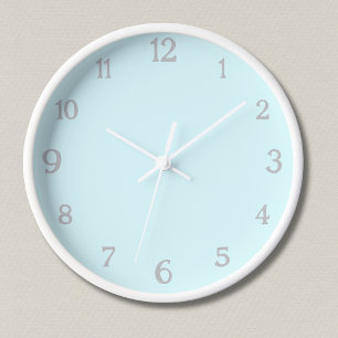 Elegante hellgraue Zahlen   Klassische Pastel Cyan Uhr