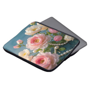 Elegante hellrosa Blume mit Perlen Laptopschutzhülle