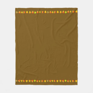 Elegante Herbstblätter auf Hellbeige Fleecedecke
