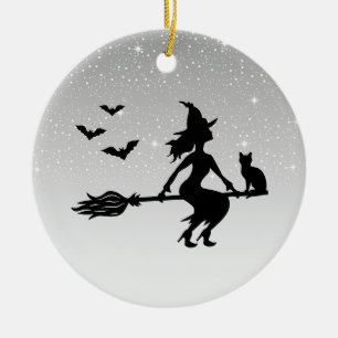 Elegante Hexe auf einem Besen grau und schwarz Hal Keramik Ornament