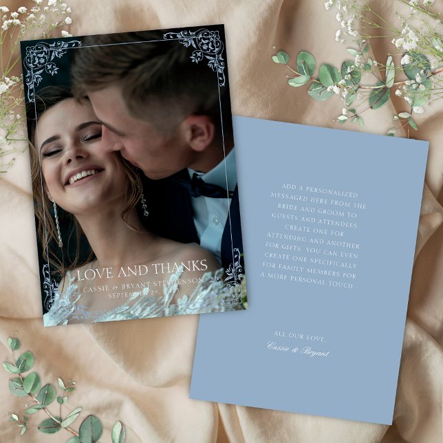 Elegante Hochzeit mit hellblauer Grenze Dankeskarte (elegant dusty blue and white wedding thank you cards with photo and decorative chic vintage border)