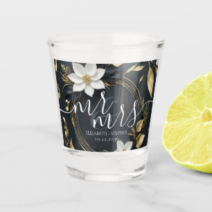Elegante Hochzeit mit Schwarz-weißem und goldenem  Schnapsglas