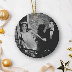 Elegante Hochzeits-Weihnachts-Foto für das erste J Keramik Ornament