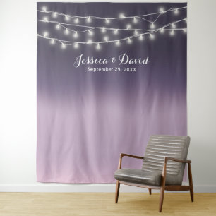 Elegante Hochzeitskulissen mit violettem Ombre-Eff Wandteppich