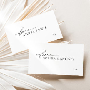 Elegante Hochzeitsstimmung mit Kalligrafie-Schrift Platzkarte