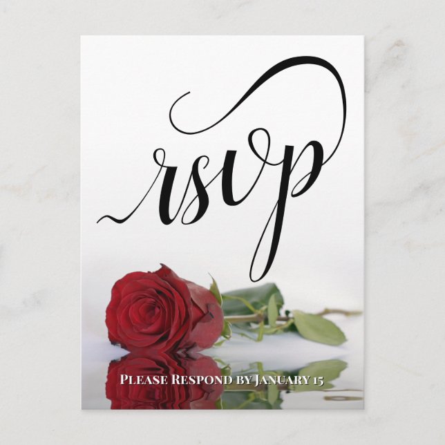 Elegante Kalligrafie und Rote Rose Wedding RSVP Postkarte (Vorderseite)
