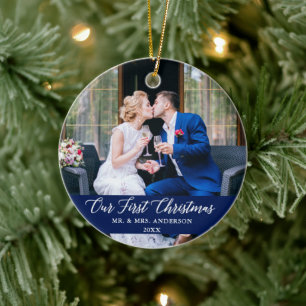 Elegante Kalligrafie Unser erstes Weihnachtsblau Keramik Ornament