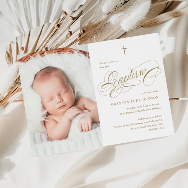 Elegante kalligraphische Neutral-Gold-Foto-Taufe Einladung (Elegant calligraphy baby photo baptism invitation.)