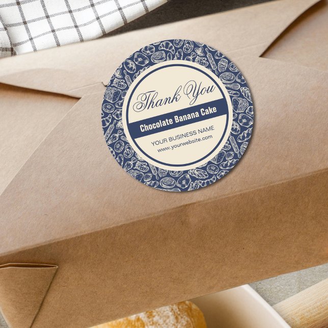 Elegante klassische Navy Blue gebacken mit Liebe Runder Aufkleber (Von Creator hochgeladen)