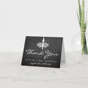 Elegante Kronleuchter-Kreidetafel-Hochzeitskollekt Dankeskarte