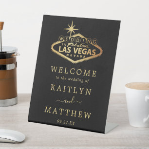 Elegante Las Vegas Hochzeit in Urlaubsort Willkomm Sockelschild