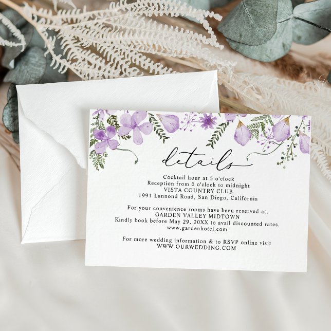 Elegante Lavender Floral Wedding Details Begleitkarte (Von Creator hochgeladen)