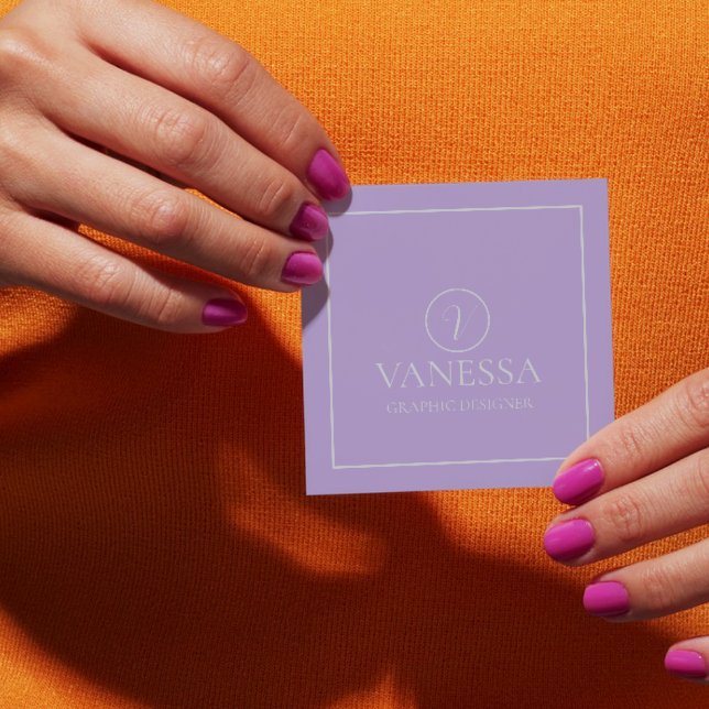 Elegante Lavender Monogram Custom Quadratische Visitenkarte (Elegant Lavender Monogram Custom Square Business Card)