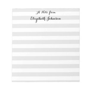 Elegante Lehrer der modernen Kindergartenschule Na Notizblock