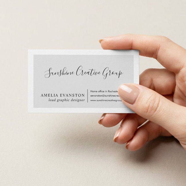 Elegante Light-Gray-Script Professional Visitenkarte (Von Creator hochgeladen)