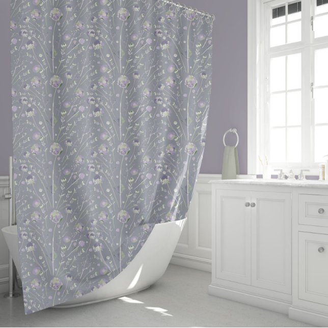 Elegante Lila Blume Duschvorhang (Elegant Lavender Purple Sage Watercolor Flowers Shower Curtain from Studio Posies.)