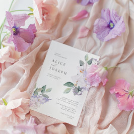 Elegante Lila Blume und Grünanlagen Einladung