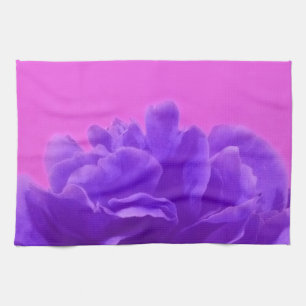 Elegante lila Himbeer-Blumen Handtuch