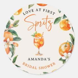 Elegante 'Love at First Spritz'-Bridal-Shower Runder Aufkleber