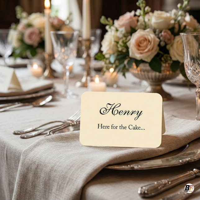 Elegante lustige "Hier für die Torte" Hochzeit Platzkarte (Von Creator hochgeladen)