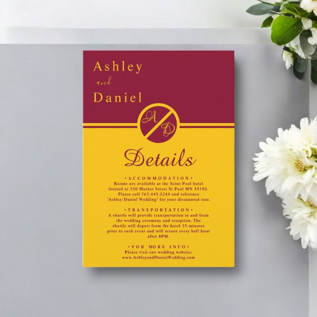 Elegante Luxus-Burgund und Gold Monogramm Hochzeit Begleitkarte (Von Creator hochgeladen)