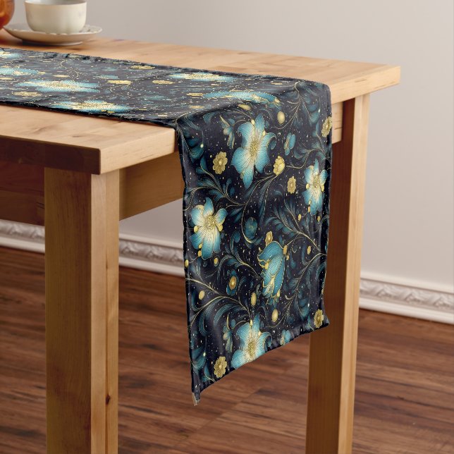 Elegante Midnight Blue & Gold Floral Christmas Kurzer Tischläufer (Beispiel)