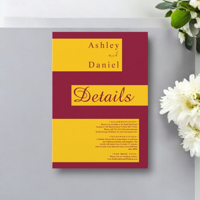 Elegante Minimal Burgund und Gold Moderne Hochzeit Begleitkarte (Von Creator hochgeladen)