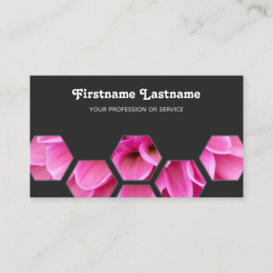 Elegante minimale rosa Blüten auf grauen Hexagonen Visitenkarte