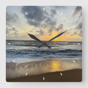 Elegante moderne, einfache und benutzerfreundliche quadratische wanduhr