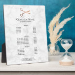 Elegante moderne Goldschere der Rose Fotoplatte<br><div class="desc">Modernes und elegantes Design für Friseursalons mit Imitaten Rose Goldschere,  elegantem Kalligraphie-Schriftart und weißem Marmorhintergrund.</div>