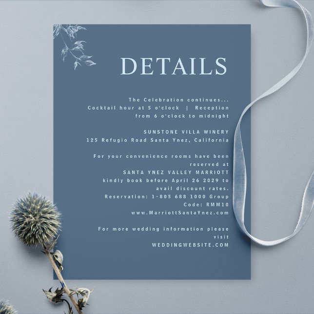 Elegante, moderne, minimale Blue Wedding Details Begleitkarte (Von Creator hochgeladen)