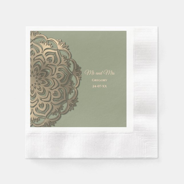 Elegante moderne Salbeigrüne und goldene klassisch Serviette (Vorderseite)
