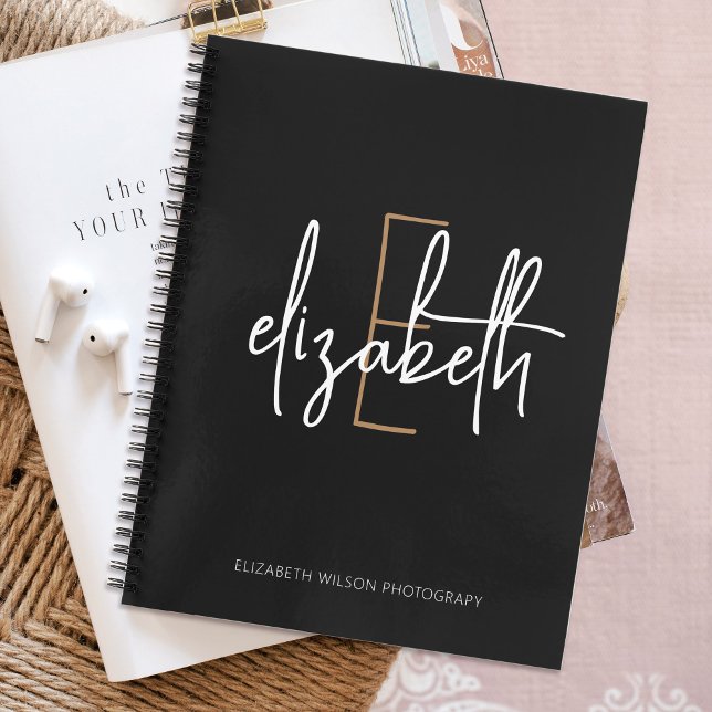 Elegante Monogram Black Gold Script Business Schoo Notizbuch (Von Creator hochgeladen)