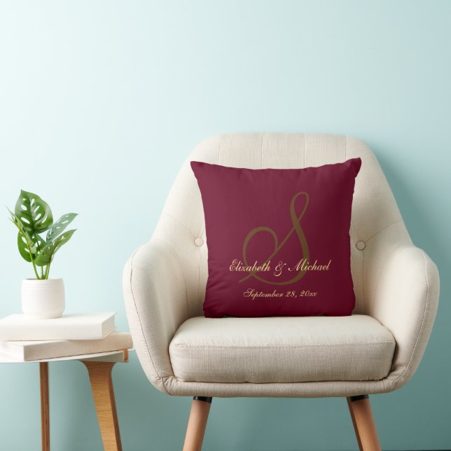 Elegante Monogram Bride Groom Names Wedding Pillow Kissen (Stuhl )