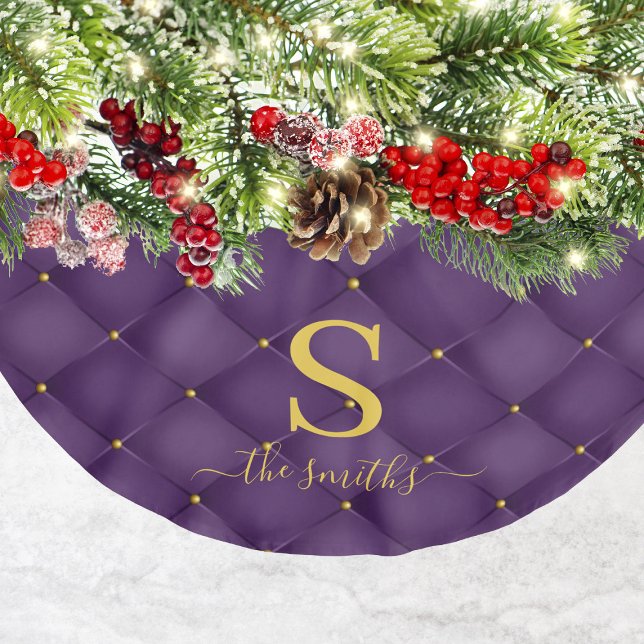 Elegante Monogram Custom Lila Gold Christmas Polyester Weihnachtsbaumdecke (Elegant Monogram Custom Purple Gold Christmas Brushed Polyester Tree Skirt
)