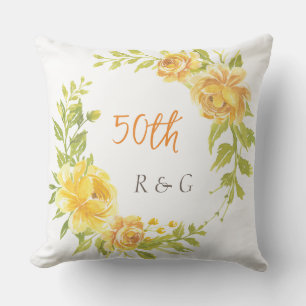 Elegante Monogram Gelbe Blume Wreath Wedding 50. Kissen