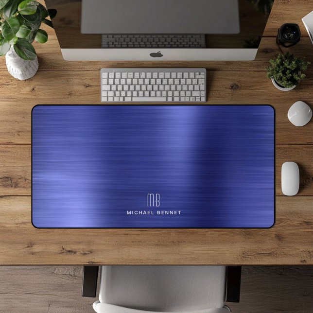 Elegante Monogram Imitate Navy Blue Brushed Metall Schreibtischunterlage (Elegant Monogram Faux Navy Blue Brushed Metallic Desk Mat)