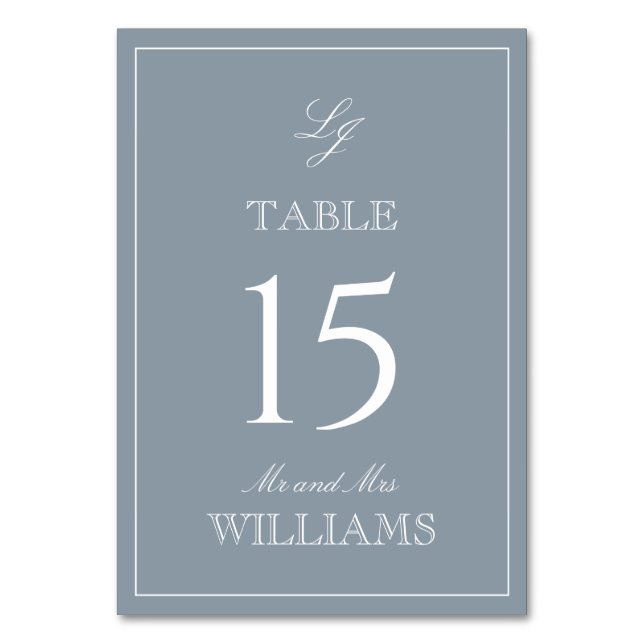 Elegante Monogram Modernes Script Dusty Blue Weddi Tischnummer (Vorderseite)